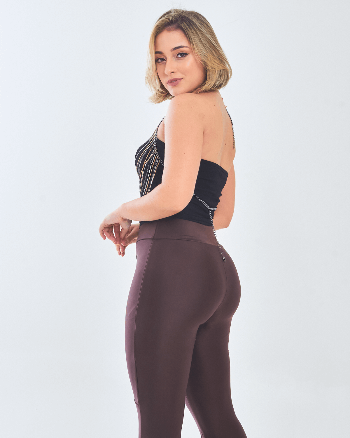 Top-Feminino-em-Correntaria-Groovy