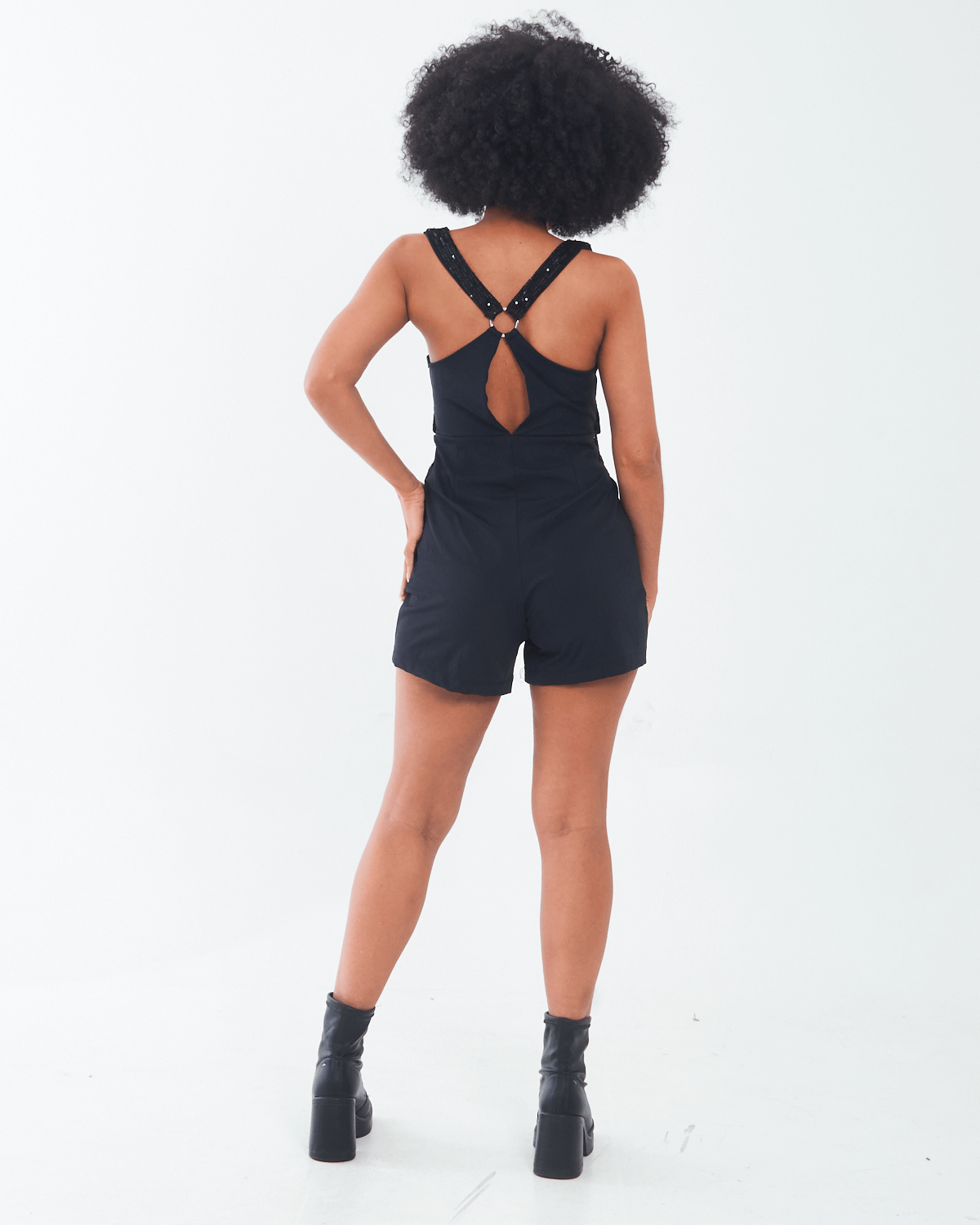 acaquinho-Feminino-C--Detalhe-em-Paete-Tropical