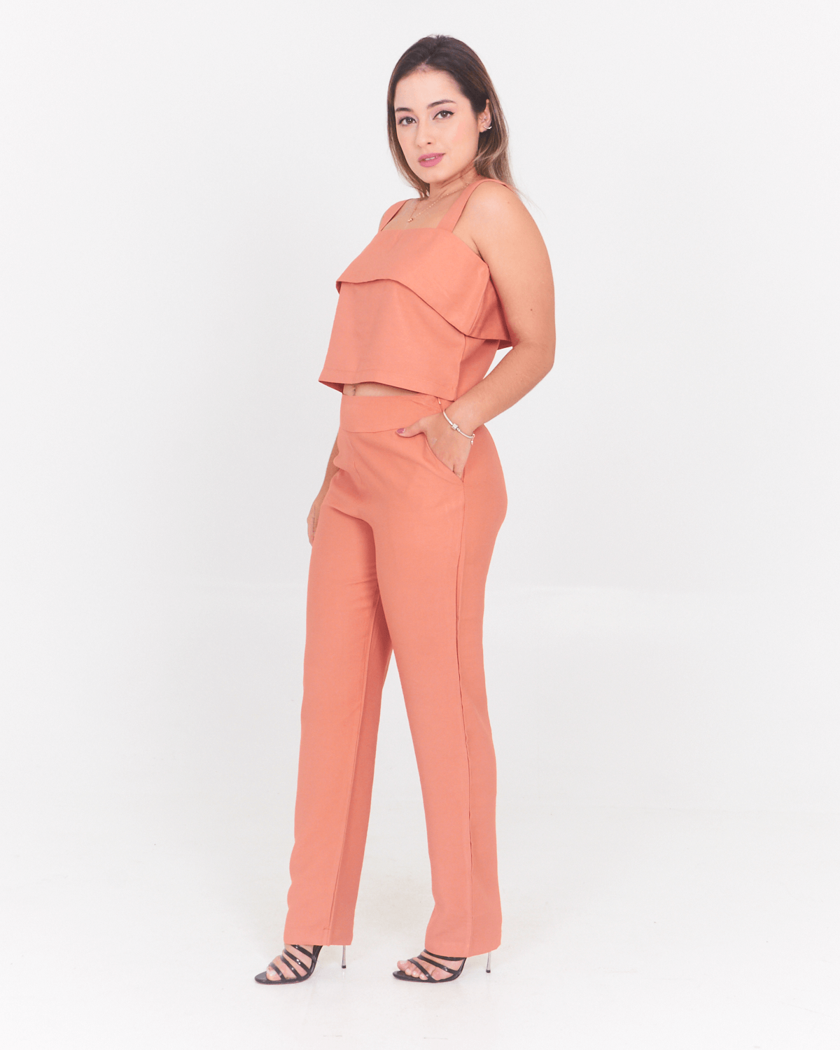 Conjunto-Feminino-em-Cropped-e-Calca-Mi---Co